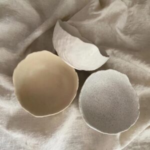 Asymmetrical edged bowl