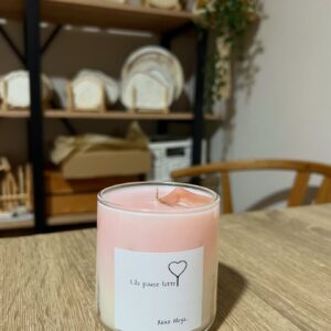 Lila pause latte candle